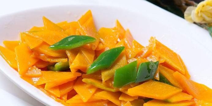 身体来说|秋天到了吃南瓜,蒸南瓜、煮南瓜、炒南瓜3种吃法收获3种好处