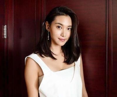  王嘉宁|王嘉宁将取代董卿，加盟央视《挑战不可能》观察团，凭借的是什么