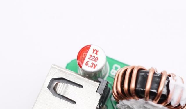  充电|万旅45W快充旅行转换插座拆解，一个便可走遍世界