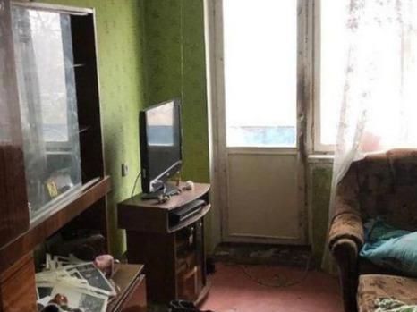  产子|俄罗斯女子参加派对在厕所产子，为能继续喝酒将孩子丢垃圾桶扔掉