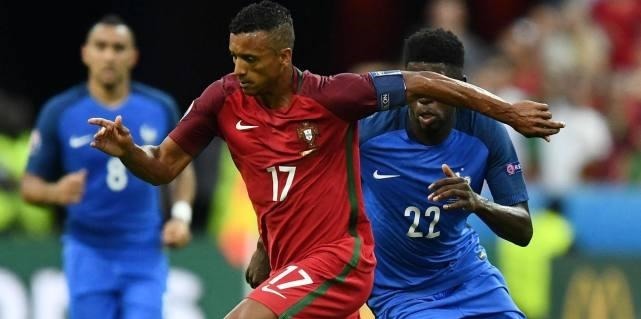 世界足坛|世界足坛四大非人类C罗的蝙蝠背、纳尼的腹肌、卡洛斯的大腿!