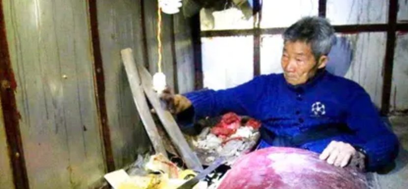 儿女|9旬孤寡老人，14年花26万为自己修墓，内藏机关暗器防盗墓贼