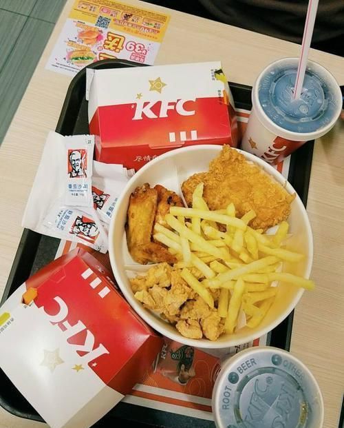 冰淇淋|肯德基离职人员“自曝”这5种食物别点,除非你“人傻钱多”