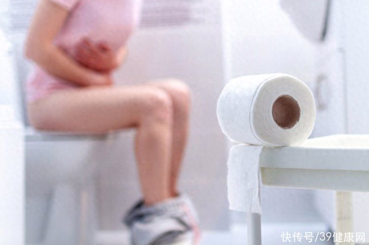 经常憋尿对阴道有什么好处(性生活前憋尿，会更刺激持久？办事时女性为何想尿尿？男女了解下)