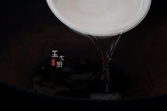  卫生|在家就能做的水果牛奶果冻，做出来比超市卖的还好吃，干净又卫生