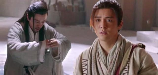 谢逊|倚天中除史火龙,还有四人会降龙十八掌,最神秘的一位是谢逊师傅