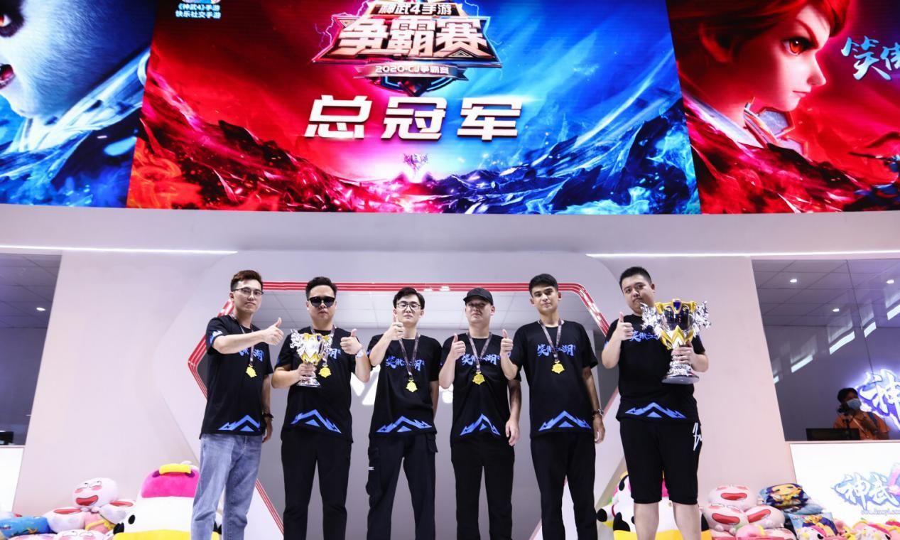 打响|CJ现场打响冠军争夺战，万人见证《神武4》手游CJ争霸赛新王诞生