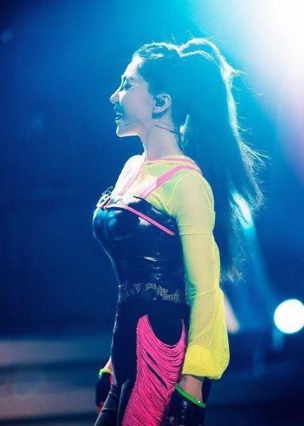  淘汰|阿朵丁当淘汰备受争议，观众投票被吐槽，唱得好不如人气高？