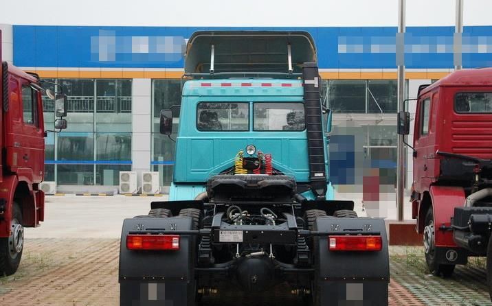  陕汽|陕汽奥龙牵引车怎么样？驾驶37200公里，车主表示够个性