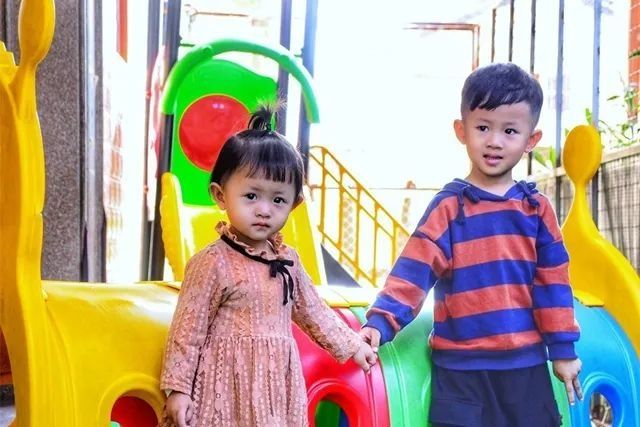 妈妈|“妈妈我不想去幼儿园”，宝宝不愿上幼儿园？没有解决不了的事儿