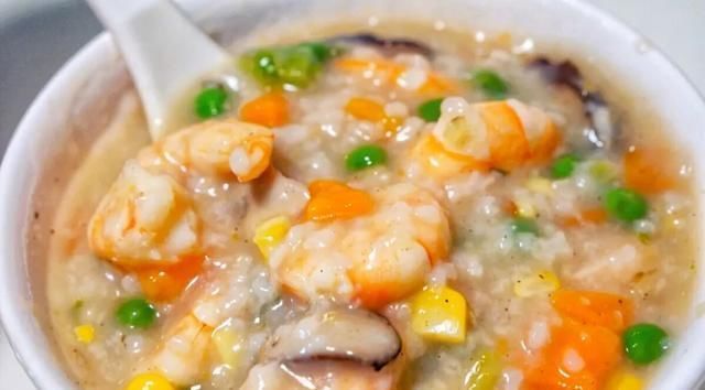 海鲜|恨不得把锅拿起来舔的海鲜粥,其中这东西是必不可少的