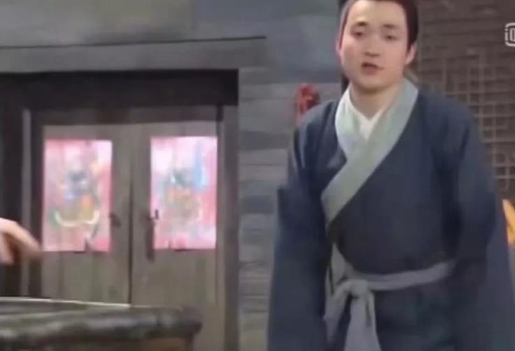 打开|以为女友家只是一般富裕,直到打开他爸的U盘...我懵了,哈哈哈