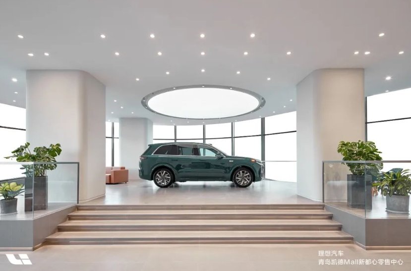 理想汽车 4 月新开门店 11 家，L7 曙光红抵达首批 52 家零售中心