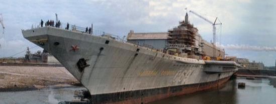  起飞|美战斗机为登上印度航母练习起飞！瘸驴配破车，这才是真爱