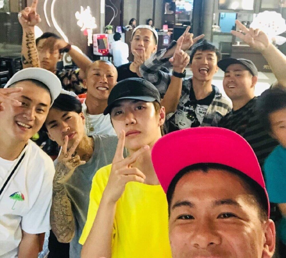  尊重|王一博的每一段故事底色似乎都如此，带着偏见开始，赢得尊重结束