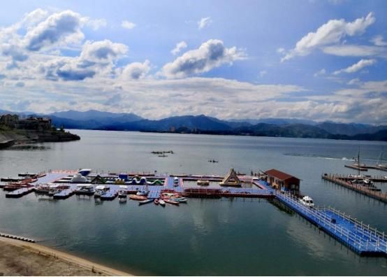  黄山|黄山旅行要去哪？该景区有超静谧的古村落，被誉为东方的日内瓦湖