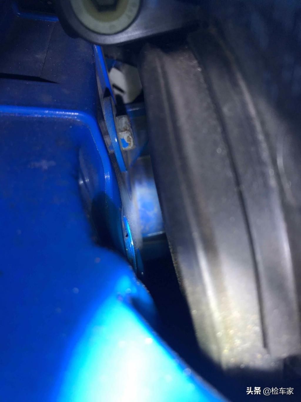  福克斯|性能粉36万买福克斯RS，才一年的车为何拆这么多？买主草率了