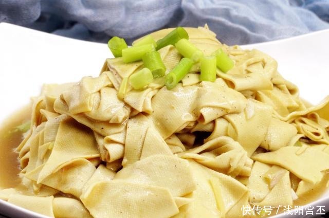 吃辣|怕吃辣还馋尖椒干豆腐,教你这样做,溜干豆腐软嫩香,夹起颤巍巍