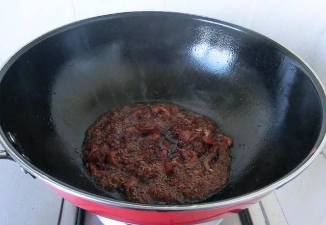 江南|江南传统的经典家常面——开洋葱油拌面