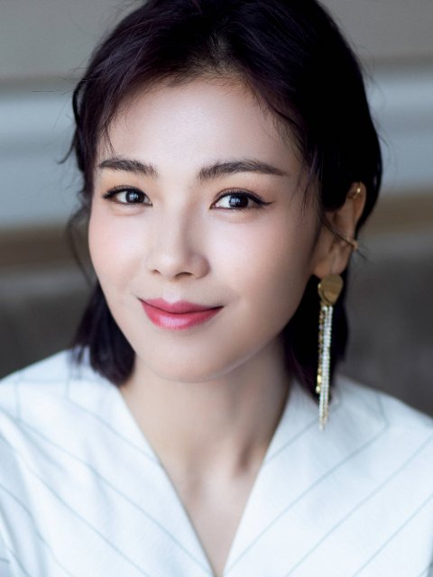  富婆|身家过亿，却无人知晓的4大富婆女星，其中只有一位是单身！