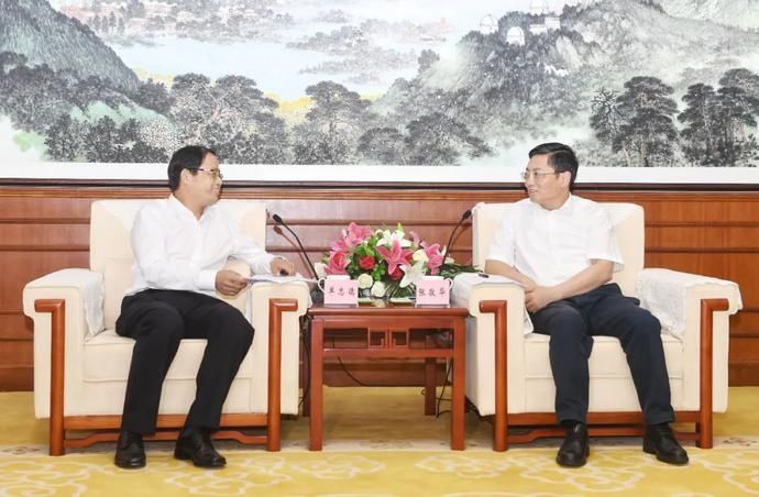  院士|张敬华会见中国工程院院士、 南京航空航天大学校长单忠德