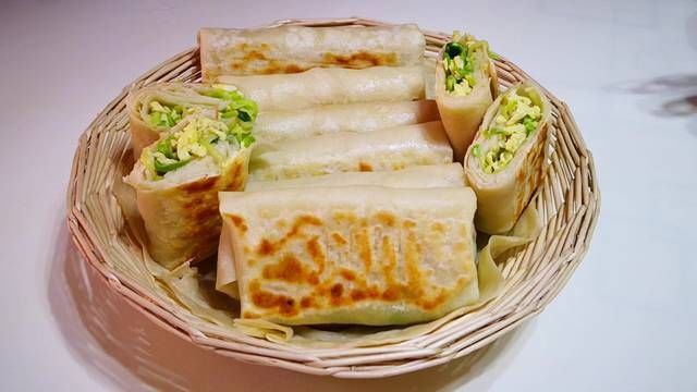  电饼铛|早餐别吃油条了，教你新吃法，不用发面，两手一按，6个不够吃