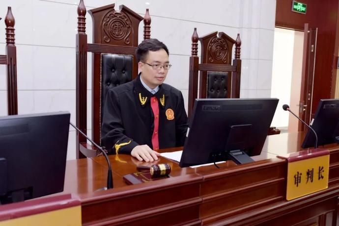 法院|法官看法官 | 奋斗正当时!以青春书写法院新篇章!