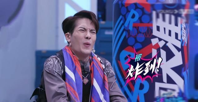  一家人|《街舞3》王一博听到音乐闲不下来，王嘉尔暖心鼓励，舞者一家人