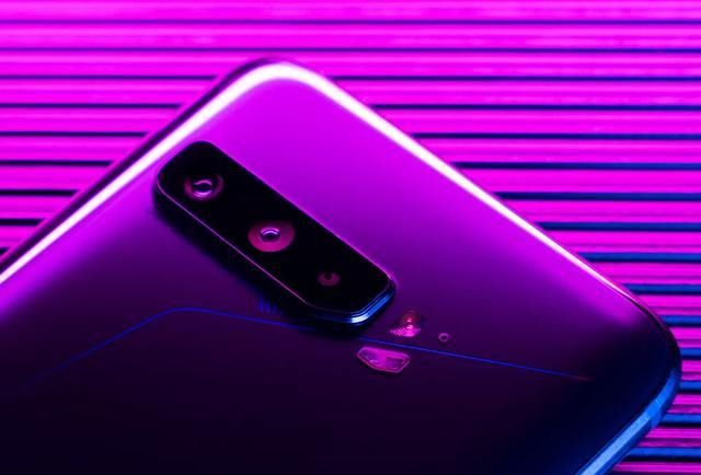  手机|重度手游玩家的“超大杯”游戏手机，ROG游戏手机3首发评测