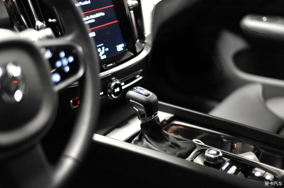 设计|【见证】【Richard作业】XC60老车主深度体验S60