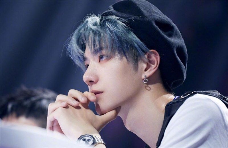  王一博|王一博再次参加综艺录制，一段舞蹈成功获得关注，前途大好