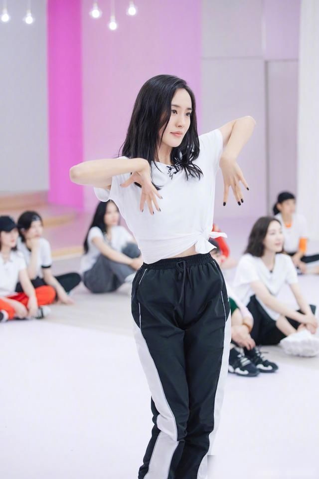  姐姐|王智再次被淘汰！发文道歉回应质疑，无缘《乘风破浪的姐姐》晋级