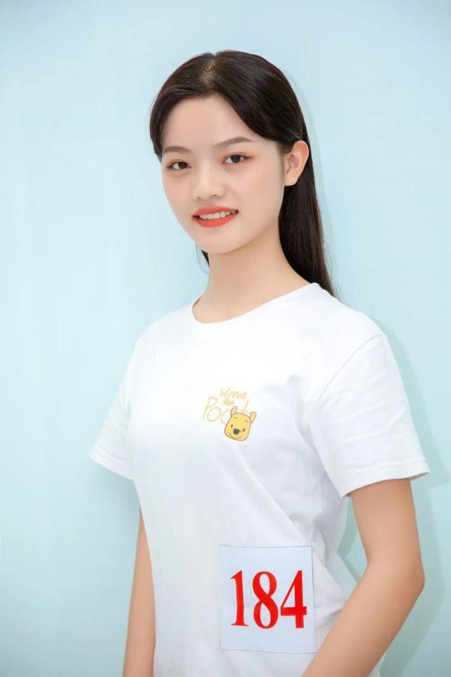  重庆|80位重庆小姐复赛选手齐亮相，小姐姐邀你投票喽！