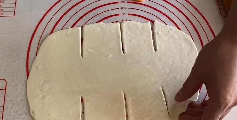 层次分明|万能家常饼,层次分明熟得快,大饼又薄又好吃,凉了也不硬