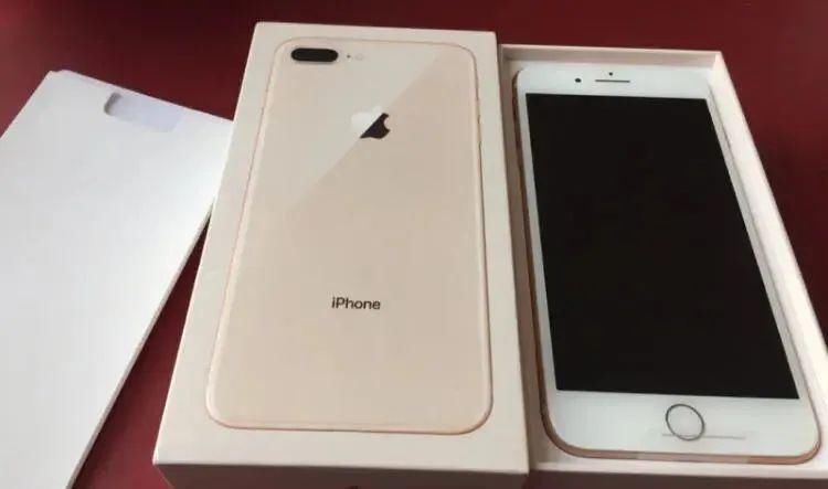  小伙|这个小伙薅了iPhone 46万元的羊毛后，等待他的是……