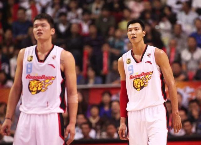  东莞市相关|专访朱芳雨：盼阿联6个月重返赛场，内线引援不考虑外援