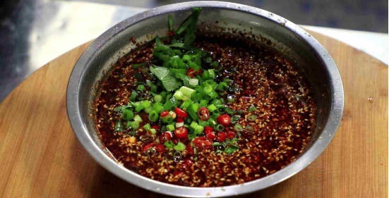 凉拌|酒店厨师长教你做万能凉拌汁,做凉菜不求人,拌什么凉菜都好吃