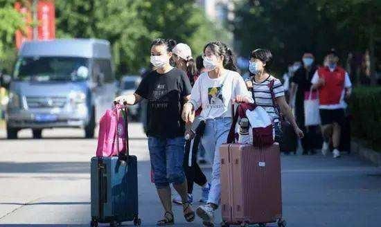 最小|北大最小本科生！竟才15岁，家庭背景终于曝光