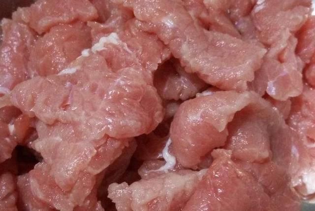 腥味|炒牛肉时,牛肉一炒就老?学会2个小妙招,不老不柴,鲜嫩没腥味