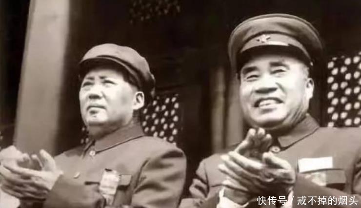 和毛主席|我军历史上的五虎将, 五人之间互相不服, 却唯独只服一人!