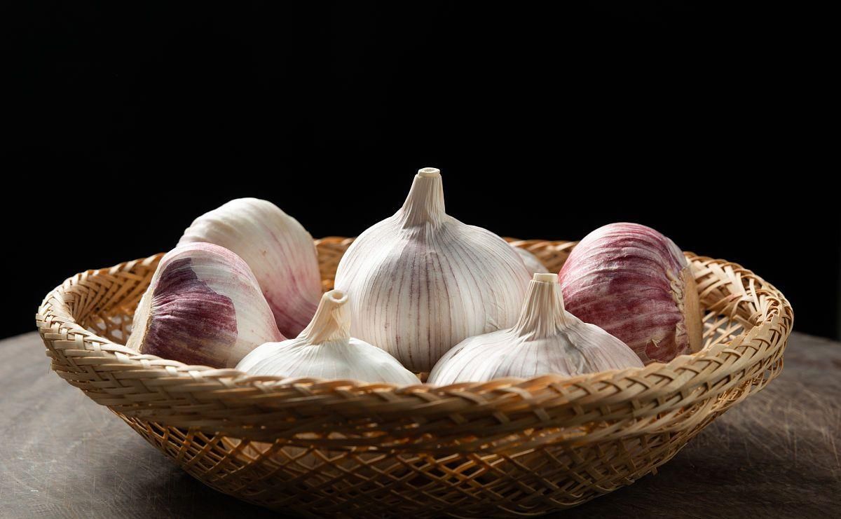  干贝|还直接下锅炒丝瓜吗？费油又难看，有了这一步，让你拥有爽脆丝瓜