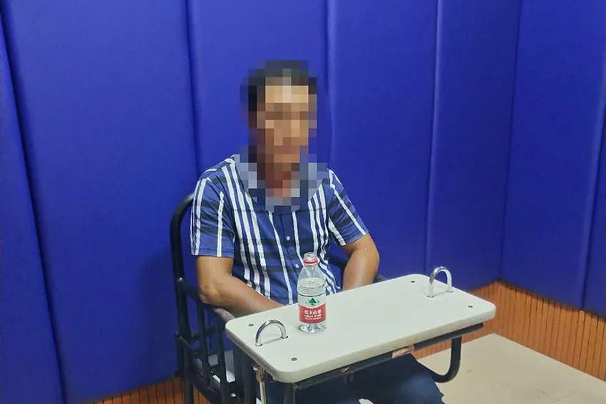  警方|利用农村老人的同情心，他干起了缺德事！被东源警方抓了！