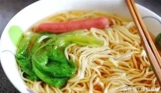 好吃|面馆师傅煮面条时,很多人少做了这2步,难怪面条不好吃