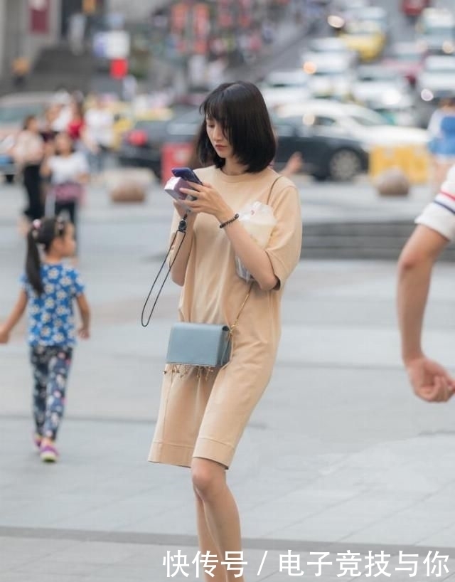 温柔|街拍: 女强人也可以温柔知性