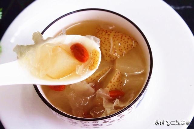 滋润|秋天，我每天都给家人煲这碗汤，香甜可口，滋润营养降秋燥