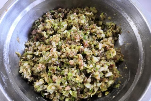  大白菜|立秋后吃包子，这馅是首选，清香肠胃舒服，比大白菜茴香的好吃