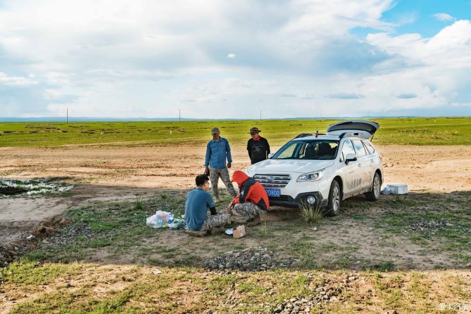 风雨雷电|贝子庙+中蒙边境+草原露营 乌珠穆沁 风雨雷电绿浪秘境行路书
