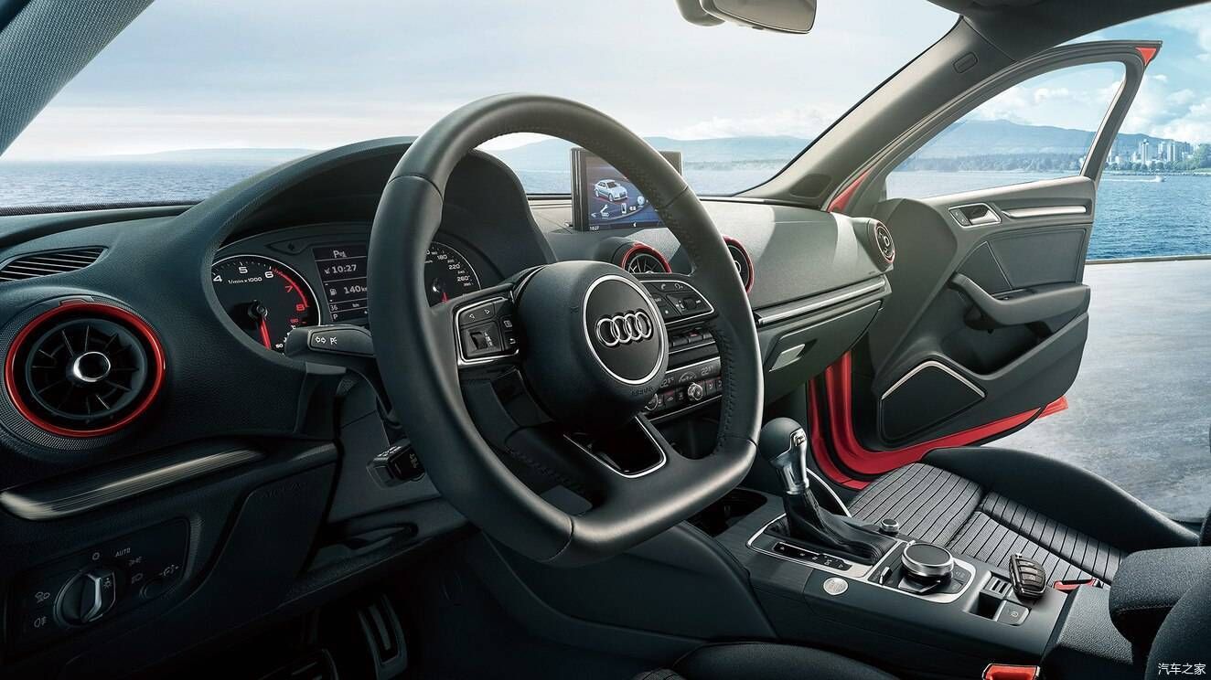  配置|Hatchback才是本田魂？两厢思域驾控更有看点