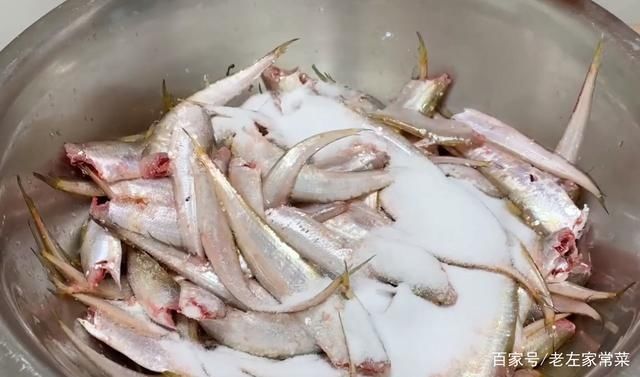详细|最受欢迎的腌鱼干,从腌制到洗再到储存,讲解详细,比买的还好吃