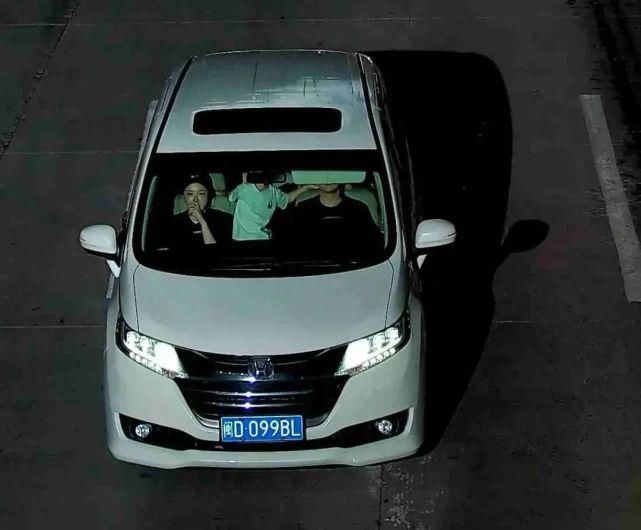 闯红灯|【曝光台】平和一辆教练车闯红灯被拍~~~